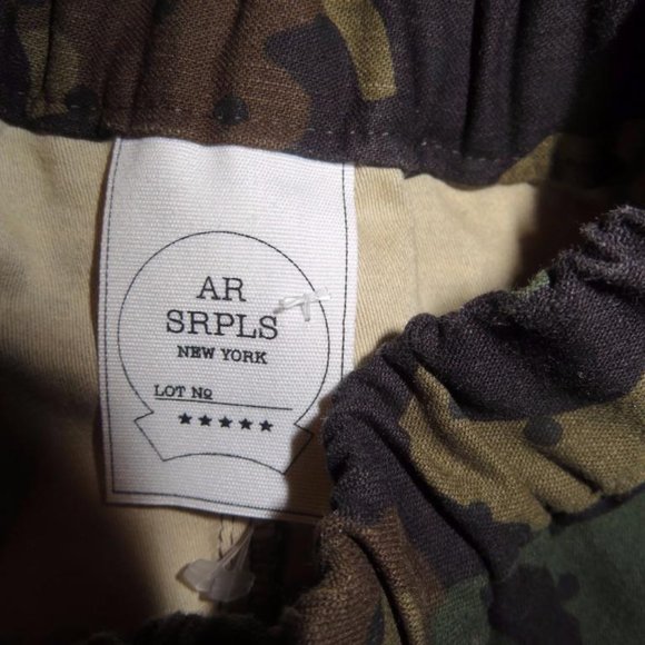 WOMENS AR SRPLS GREEN/BROWN/BLACK CAMOUFLAGE POLKA DOT SKIRT  SIZE 4 ELASTIC WAI - Picture 4 of 4